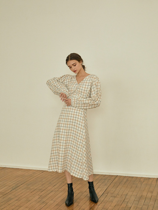 Charming check shirring dress[ivory]