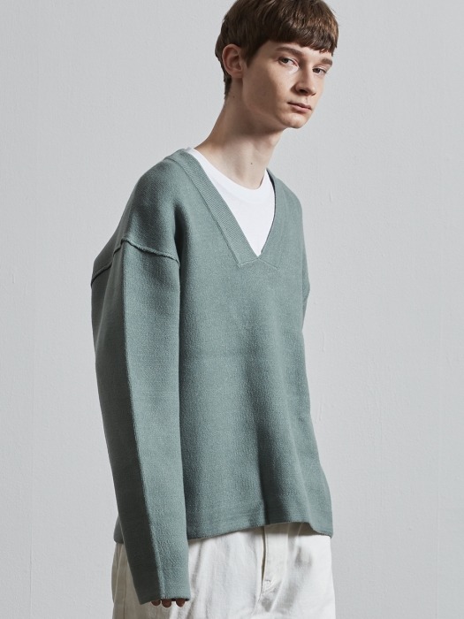 Oversized V-Neck Sweater (MINT)