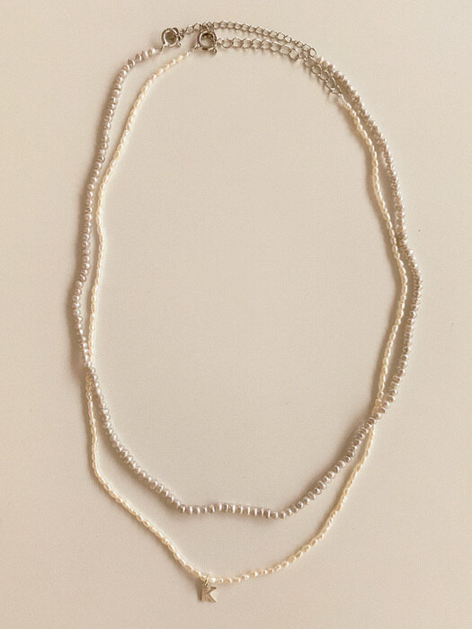 [단독][2 SET] petit initial pearl necklace + slim line pearl necklace