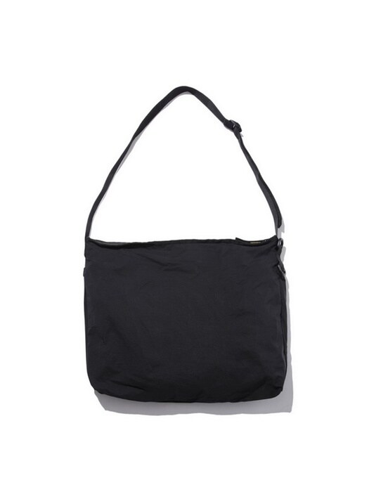 KANGAROO SACOCHE BAG 캥거루 사코슈백 (black)