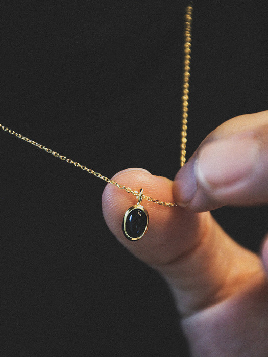 Petit gem necklace (onyx)