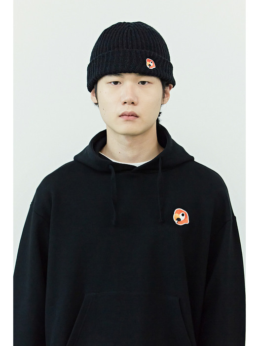 KANCO LOGO SHORT BEANIE black