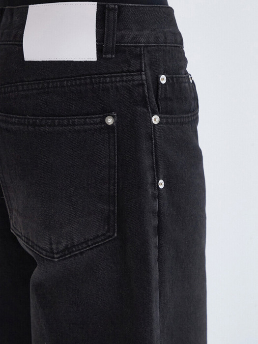 TURN-UP CUFF STRAIGT JEANS - WASHED BLACK