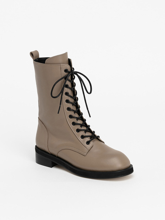 Bell Combat Boots in Black