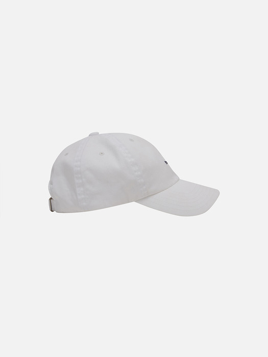 ZIONT_homemade Embroidery Cap_white