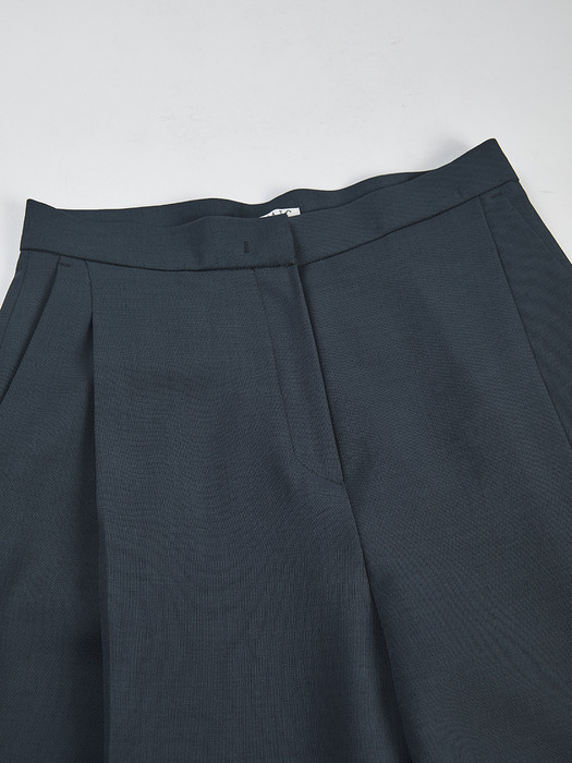 side pintuck trouser_blue gray