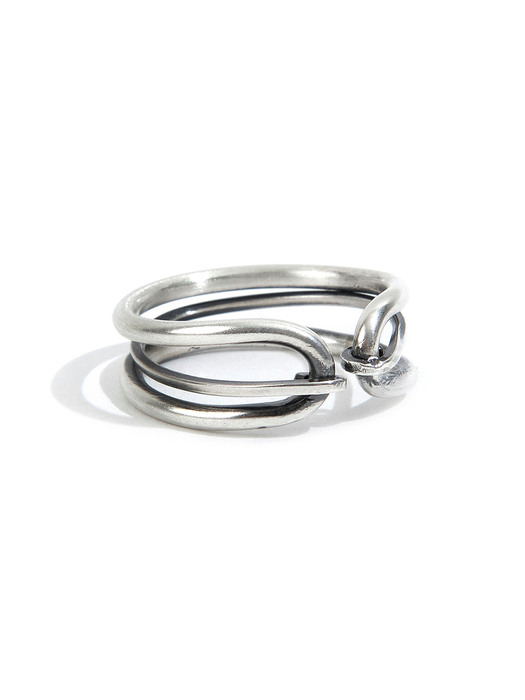 SEWN SWEN SILVER LINE LINK TWISTED RING