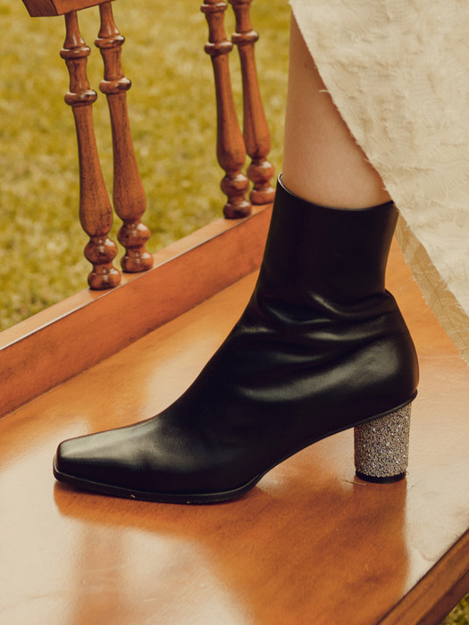 Starry Ankle Boots - Black