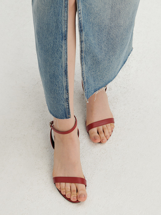 Single Strap Sandals_Red