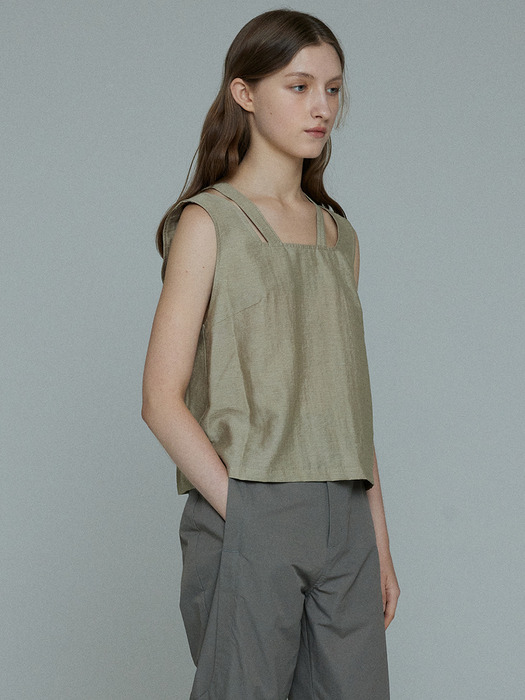 BUNNY LINEN SLEEVELESS BLOUSE (BEIGE)