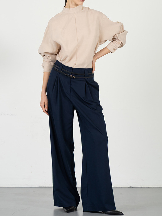 Drop shoulder buttons pointed blouse - light beige