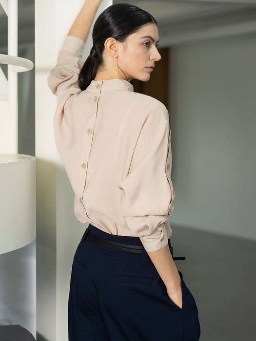 Drop shoulder buttons pointed blouse - light beige