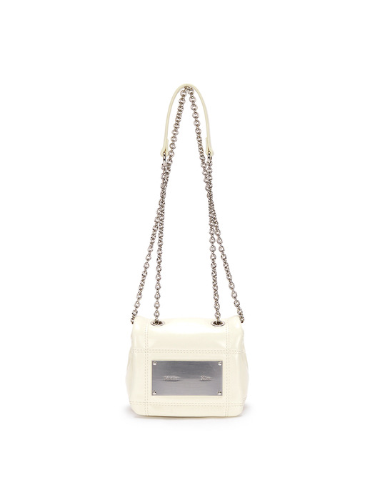 CLASSIC CHAIN QUILTING MINI BAG IN IVORY