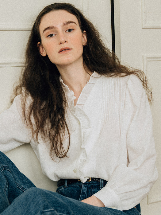 spring cotton pin-tuck blouse (white)