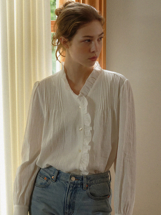 cotton pin-tuck blouse (off white)