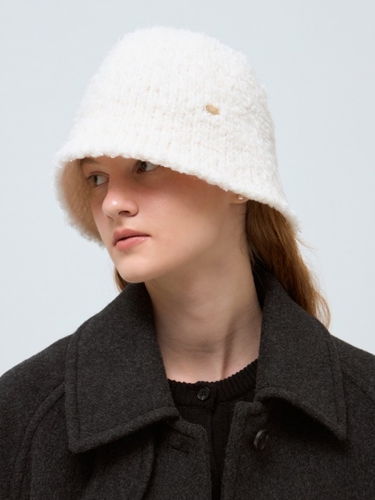 boucle knit bucket hat - ivory