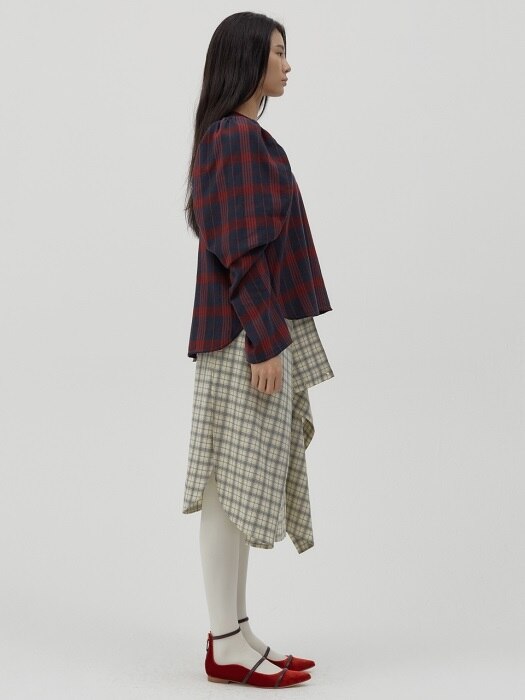 Checked puff-sleeve cotton blouse [red]