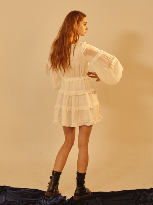 SQUARE NECK FRILL ONEPIECE ivory