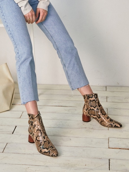 Basique Boots - BEIGE SNAKE