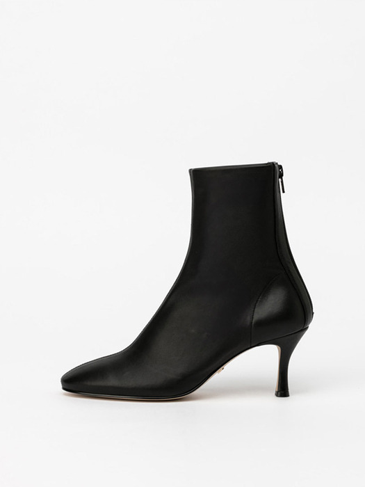 Rubens Super Soft Boots in Black