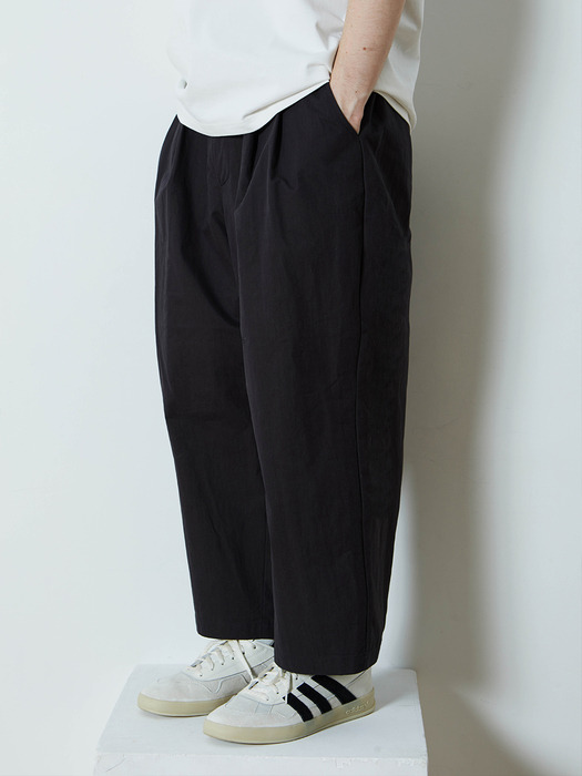 WIDE CHINO PANTS(BLACK)