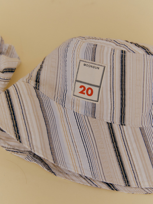 20 Label Seersucker Bucket Hat / Beige Multi Stripe