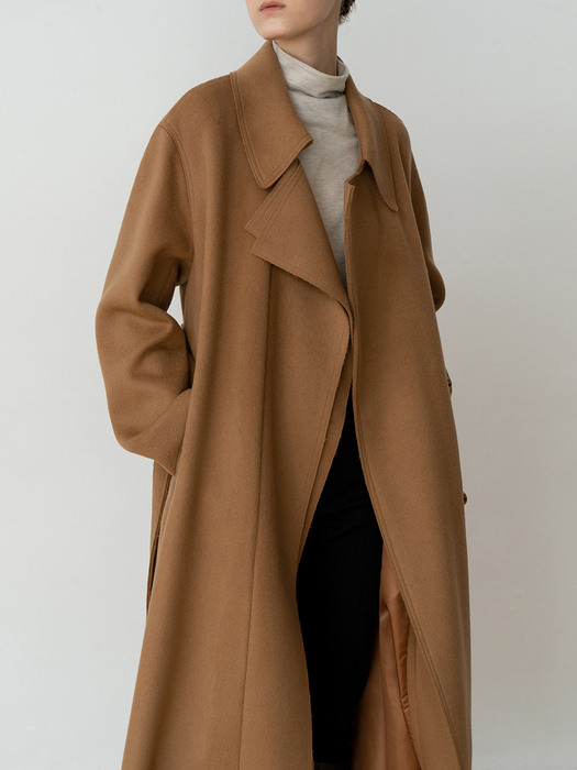 WOOL AND CASHMERE BLEND LAYERED FRONT COAT