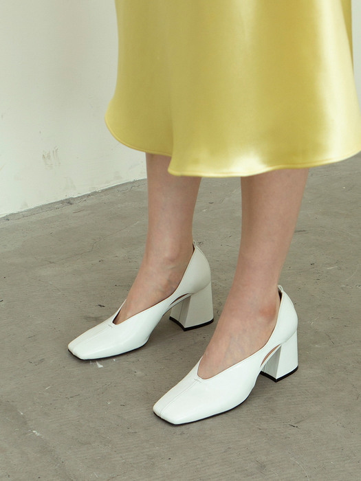 OPENING PUMPS - WHITE