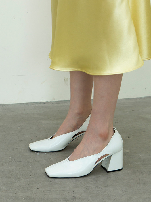 OPENING PUMPS - WHITE