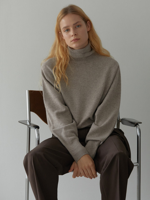 CLASSY CASHMERE SWEATER (WOOD)