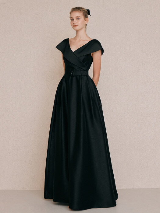 LAUREN V-neck A-line maxi dress (Black)