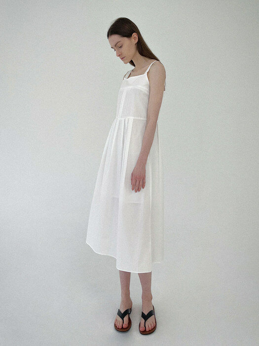 [SALT Label] WHITE SLEEVELESS DRESS