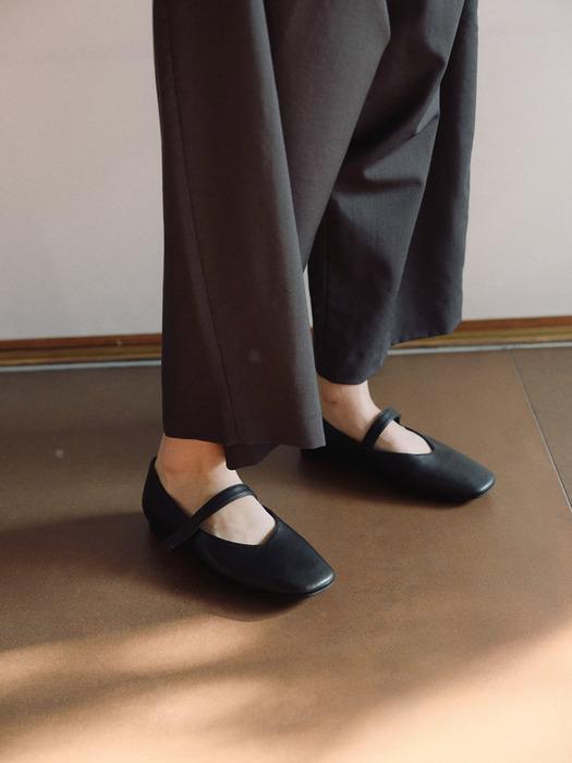Rowie mary jane shoes Black