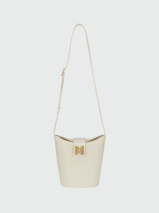 HOBART Folded Top Bucket Bag - Cream