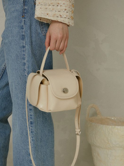 [단독]Monet bag_Crack Ivory