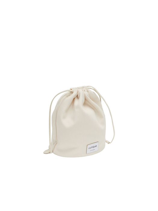 Perfec Drawstring Pouch M (퍼펙 드로우 스트링 파우치 미듐) Ivory