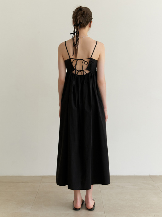 Backless strap dress (black)