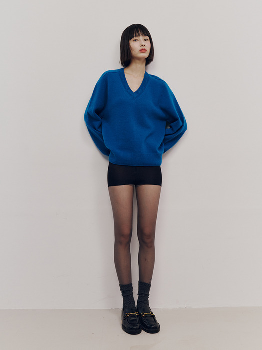 Signature V-neck Pullover (Blue)