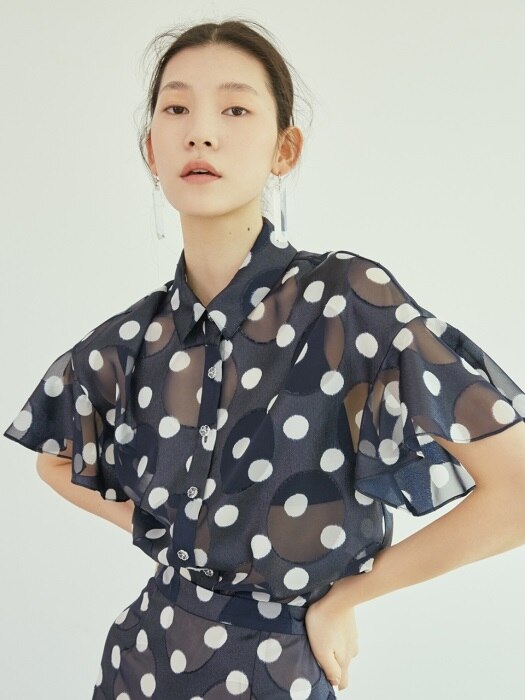 [리퍼브]navy dot flounce blouse