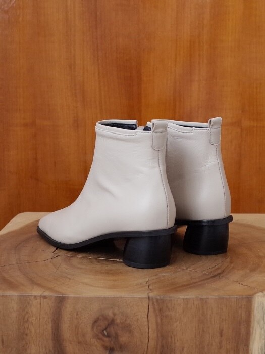 square ankle boots beige