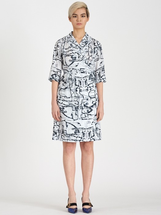 Peaked-UP Lapel Wool-Rich Touching Formal Wrap-Dress_PRINTED