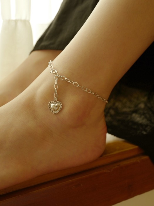 lace full heart anklet