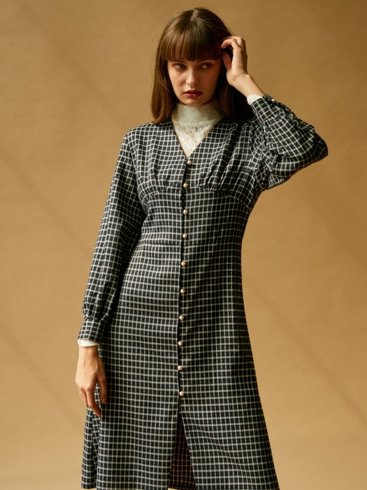J324 pearl-button checked onepiece (navy)
