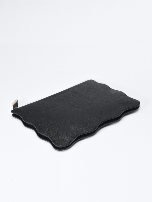 RUFFLE CLUTCH (러플 클러치) Black