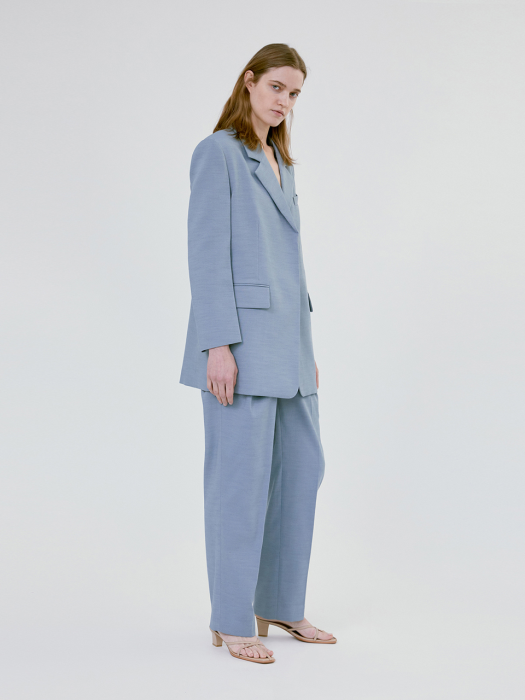 PLEATED TROUSERS (CAMEO BLUE)