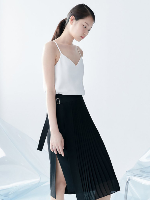 Pleats Wrap Skirt - Black (KE0327M055)