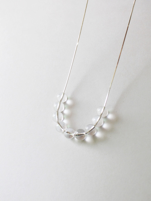 pure ball necklace