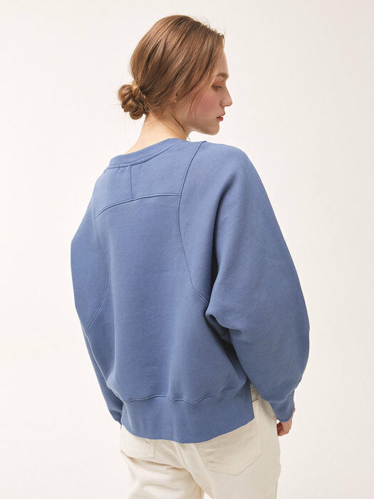 Curved Line Sweatshirt - Deep Blue