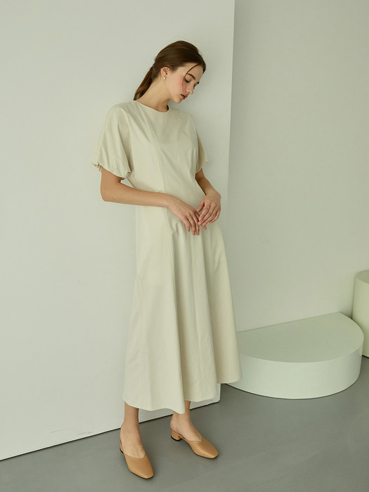 Volume Sleeve Long Dress (Ivory)