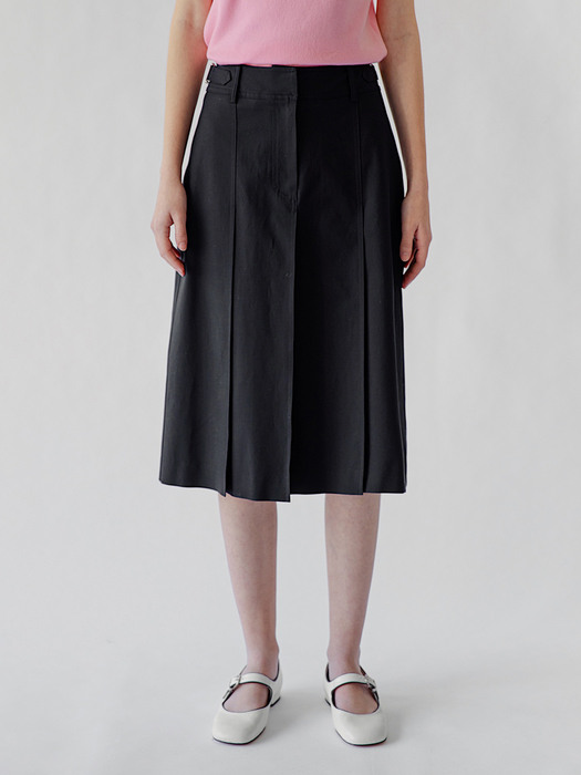 Cotton Pleated Skirt in Navy